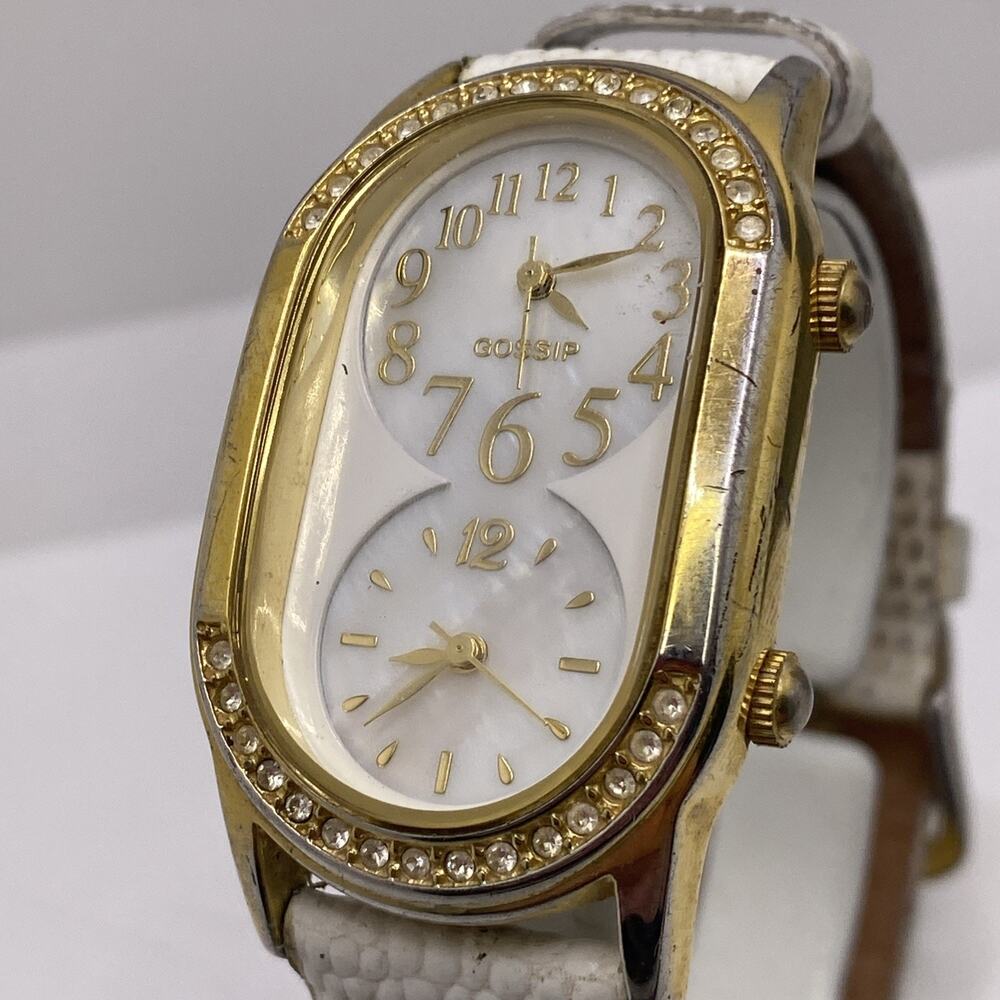 Womens White Leather Vintage Fashiok Watch Works New Battery